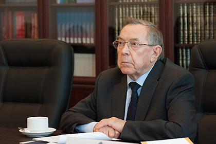 Президент РФ поручил увековечить память Вениамина Яковлева