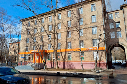 Сложившийся порядок использования фасада здания не может произвольно нарушаться его собственниками