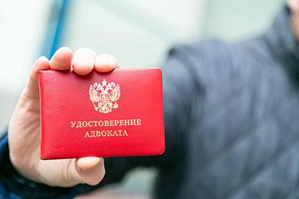 Адвокат получил предупреждение за участие в следственных действиях до истечения 24 часов с момента задержания подзащитного