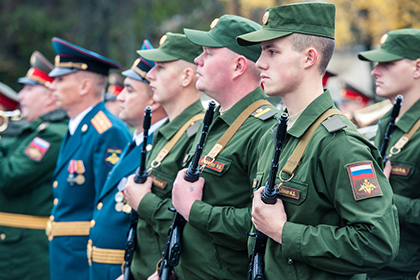 Адвокаты оценили позиции по делам военнослужащих из второго Обзора практики ВС РФ за 2026 г.
