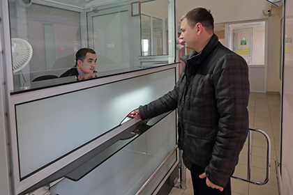 ВС напомнил о недопустимости формального подхода при рассмотрении спора о запрете въезда в РФ